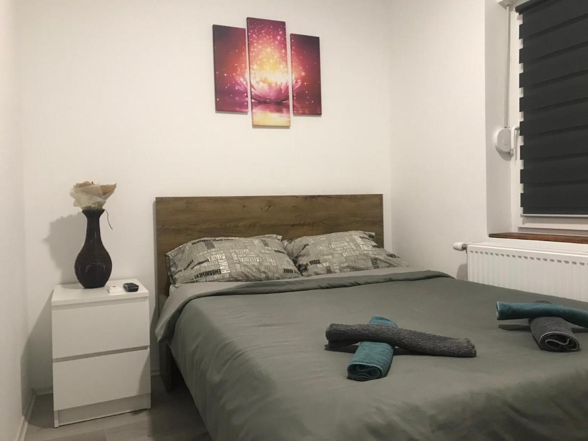 Zen Apartmani Ζρένιανιν Εξωτερικό φωτογραφία