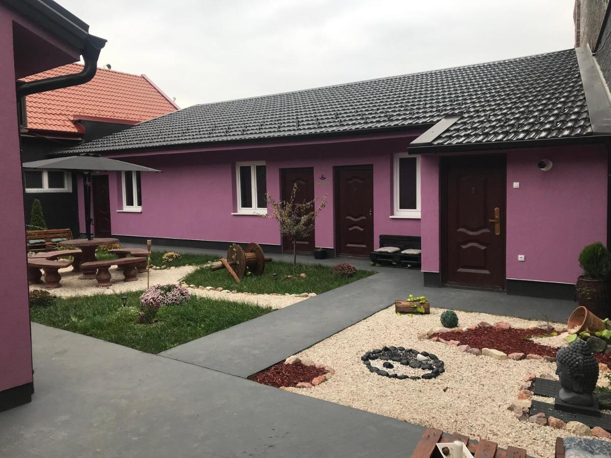 Zen Apartmani Ζρένιανιν Εξωτερικό φωτογραφία