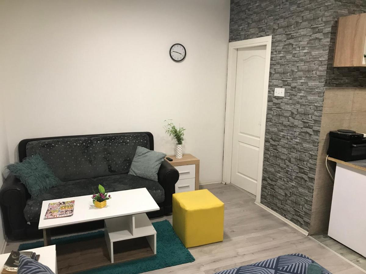 Zen Apartmani Ζρένιανιν Εξωτερικό φωτογραφία